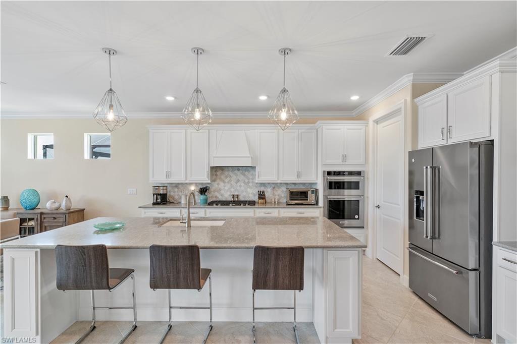 EDGEWATER - Residential