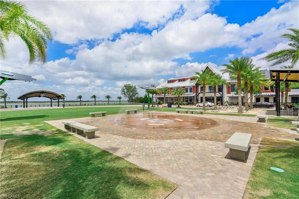 EDGEWATER - Residential
