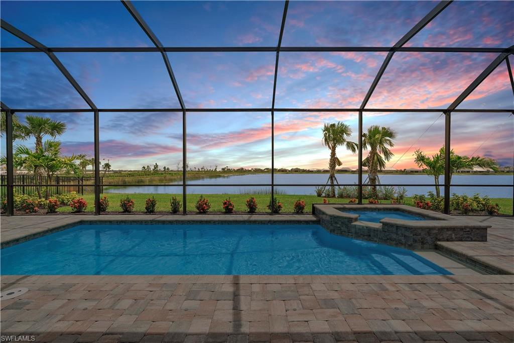 EDGEWATER - Residential