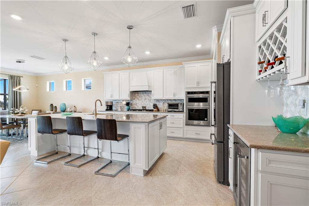 EDGEWATER - Residential