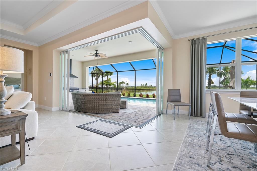 EDGEWATER - Residential