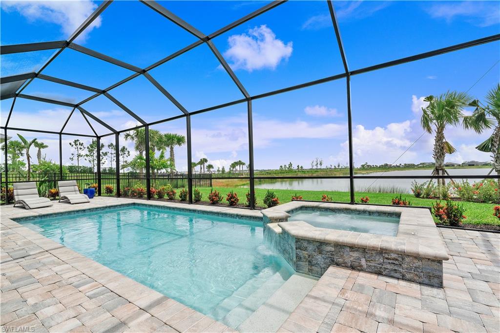 EDGEWATER - Residential