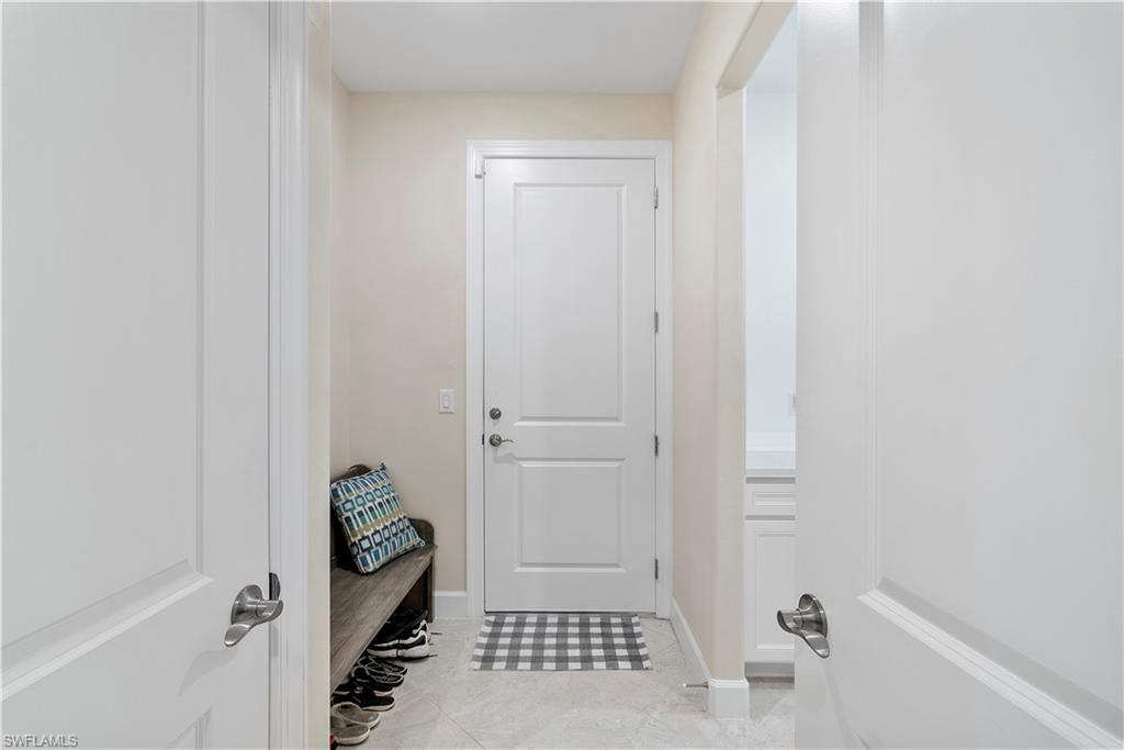 EDGEWATER - Residential
