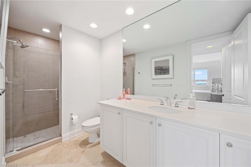 ESPERIA SOUTH - Residential Lease