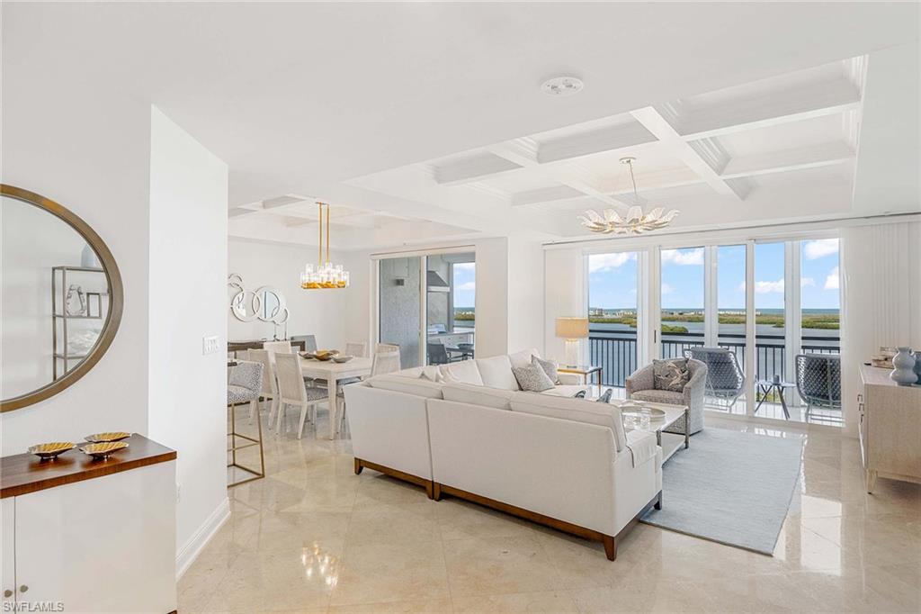 ESPERIA SOUTH - Residential Lease