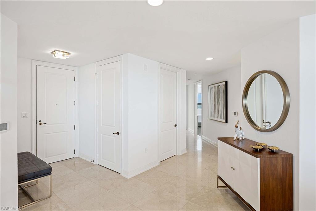 ESPERIA SOUTH - Residential Lease