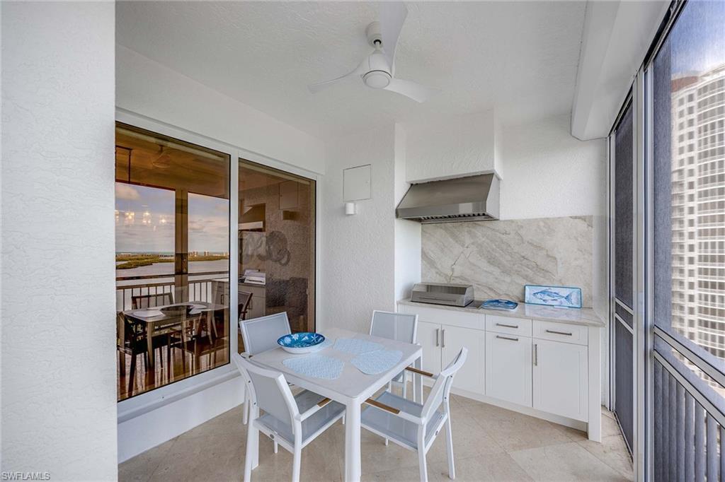 ESPERIA SOUTH - Residential Lease