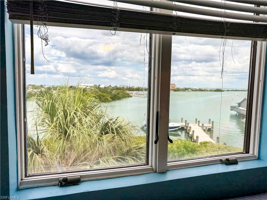 SAFETY HARBOR CLUB - Residential