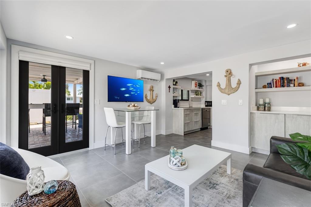 BAYLAND HEIGHTS - Residential