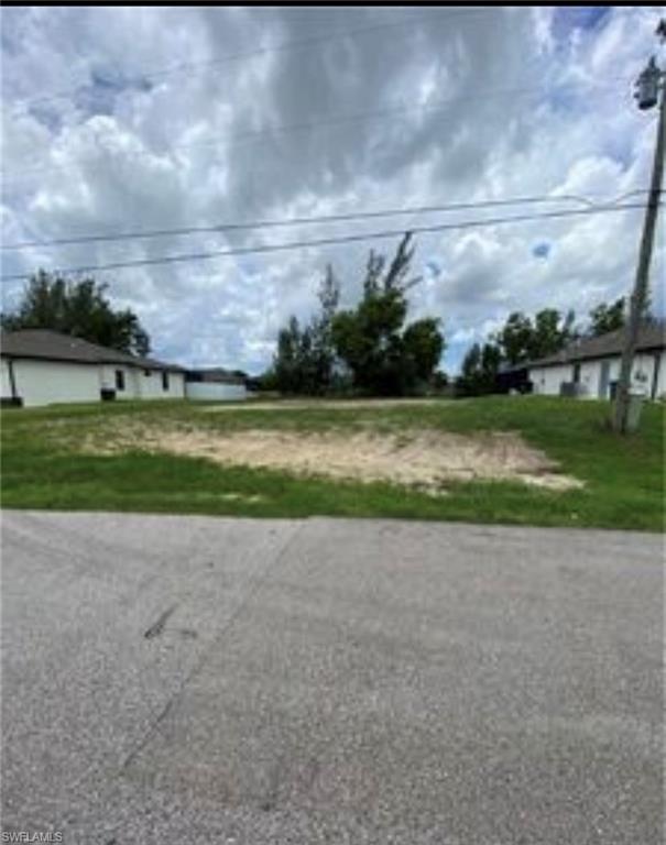 LEHIGH ACRES - Land