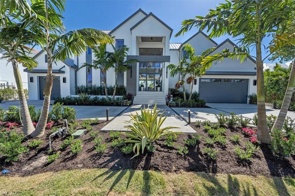 AQUALANE SHORES - Residential