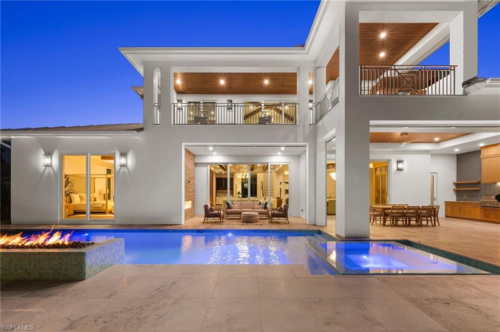 MOORINGS - Residential