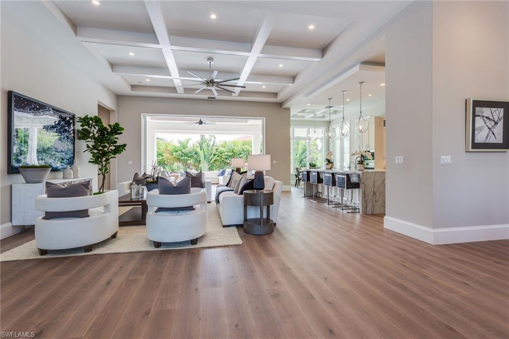 MOORINGS - Residential