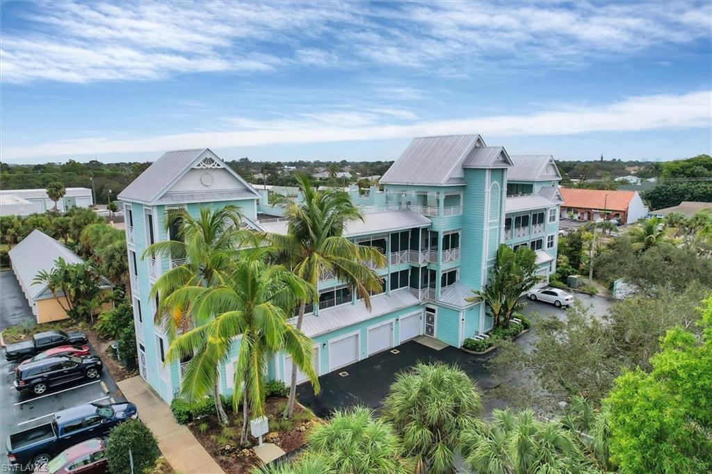 BONITA BEACHWALK - Residential