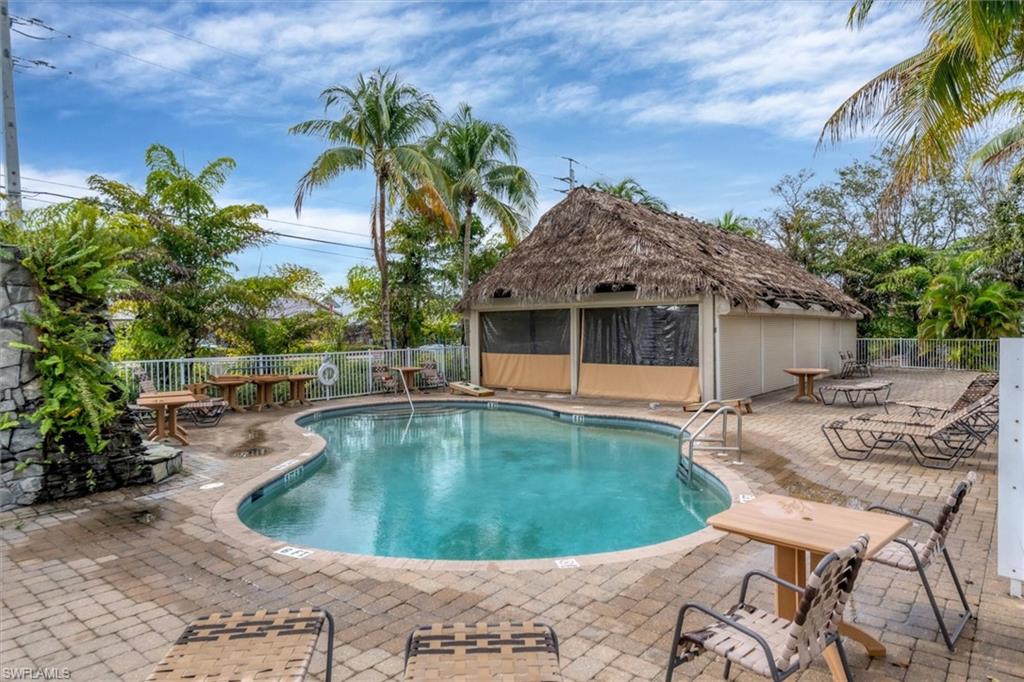 BONITA BEACHWALK - Residential