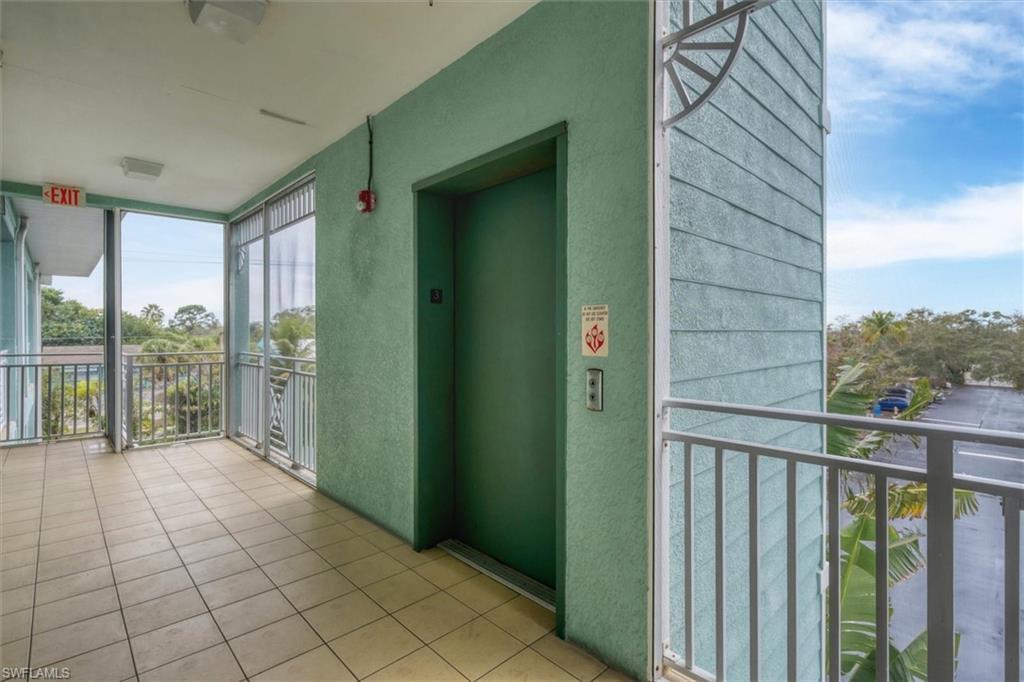 BONITA BEACHWALK - Residential