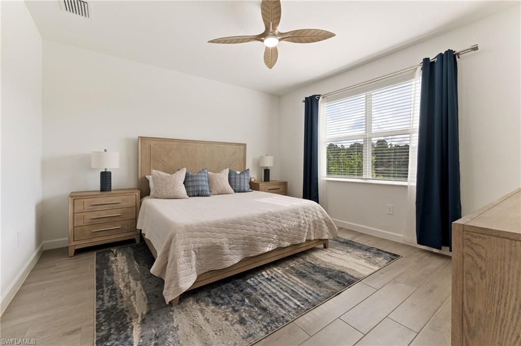 COUNTRY CLUB - Residential Lease