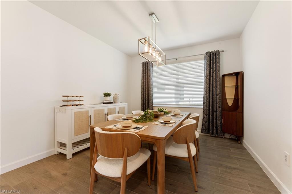 COUNTRY CLUB - Residential Lease