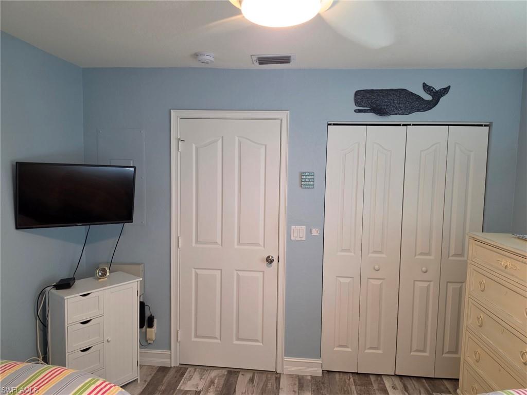DIAMOND LAKE - Residential Lease