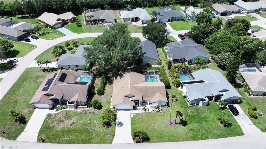 COUNTRY OAKS - Residential