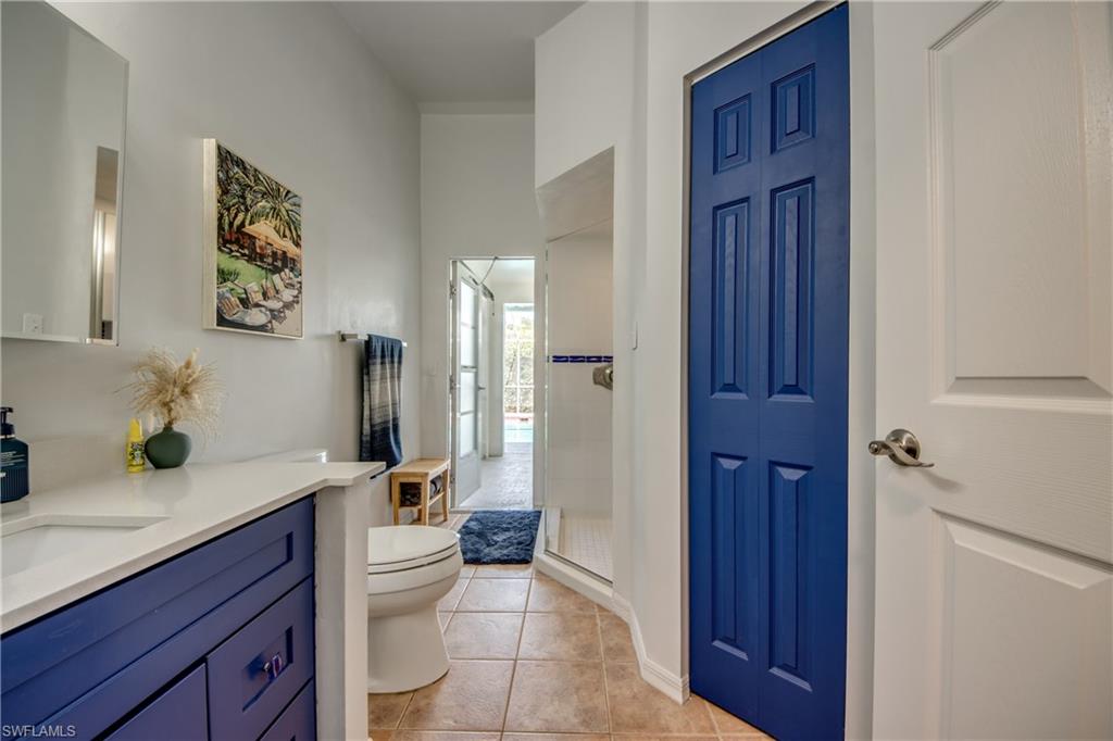 COUNTRY OAKS - Residential