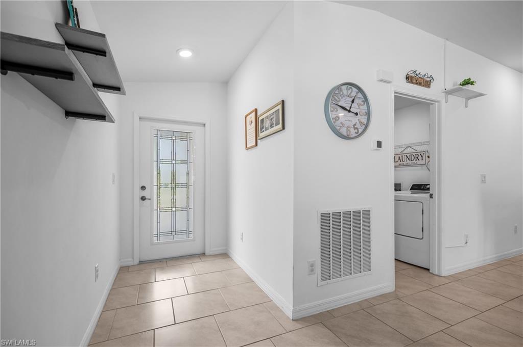 ROTONDA LAKES - Residential