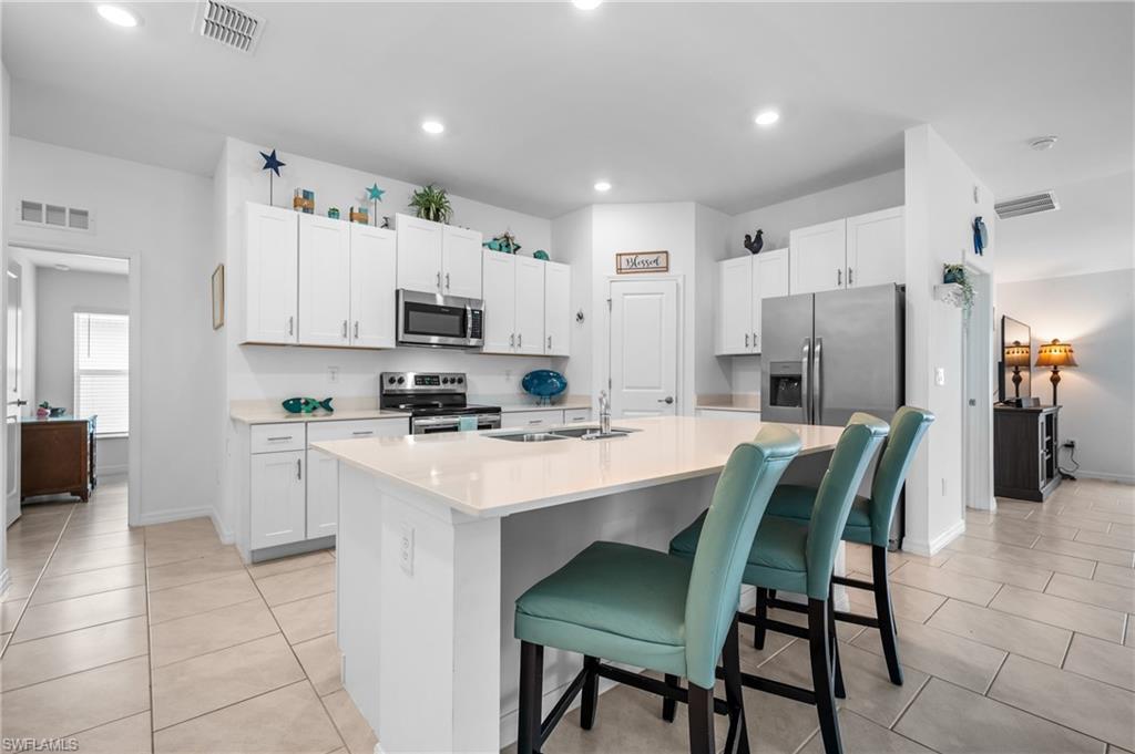 ROTONDA LAKES - Residential