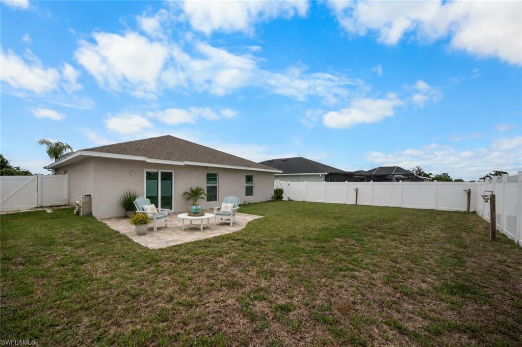 ROTONDA LAKES - Residential