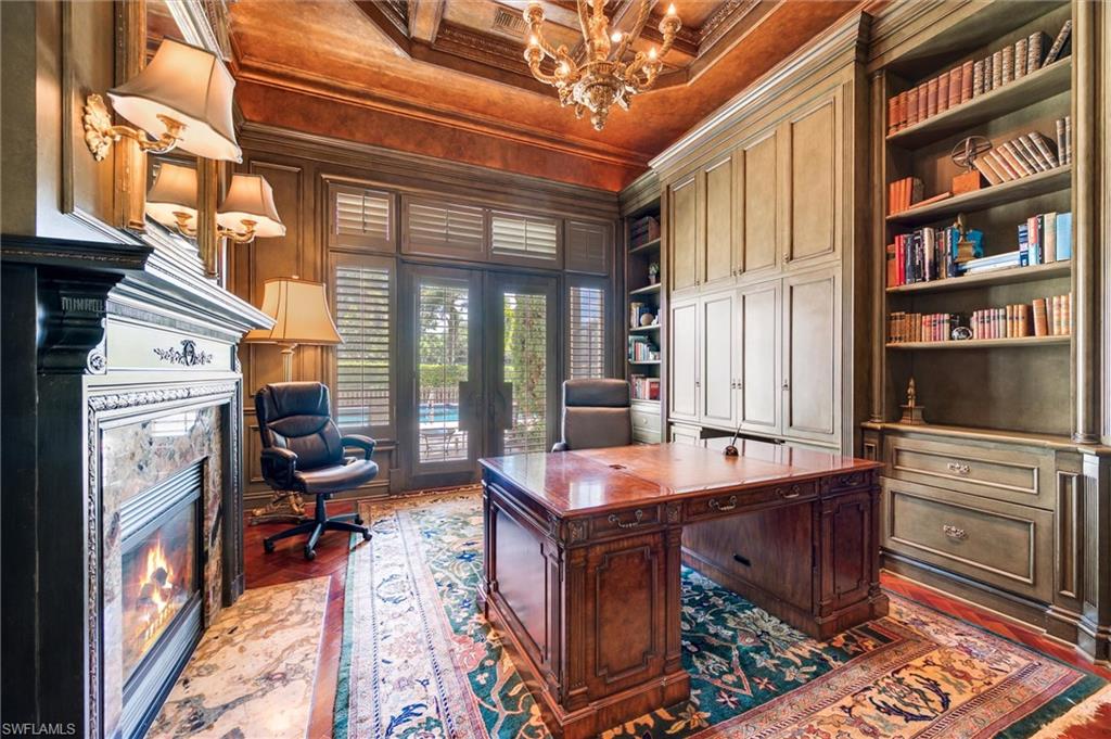 ESTATES AT BAY COLONY GOLF CLUB - Residential