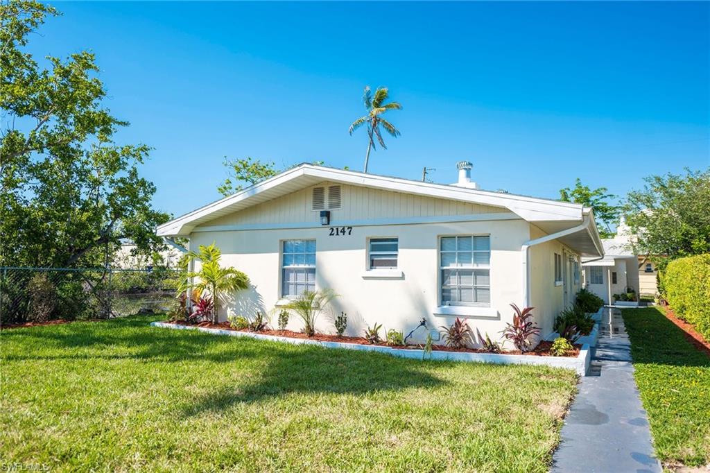 Attention Investors!  * FANTASTIC LOCATION * CLOSE TO DOWNTOWN NAPLES! NOI $35k! What a great opportunity to own this income producing THREE UNIT multiplex moments away from Downtown Naples! ONE STAND ALONE COTTAGE WITH 2 ROOMS AND 1 BATH, Living room and kitchen and assigned laundry ALONG WITH A DUPLEX EACH FEATURING 1 BED 1 BATH, kitchen and living area, private laundry with screened in lanais overlooking a scenic lake! All have been renovated with new flooring, paint, kitchens, bathrooms, new roofs. A/C's approx 4 years old.