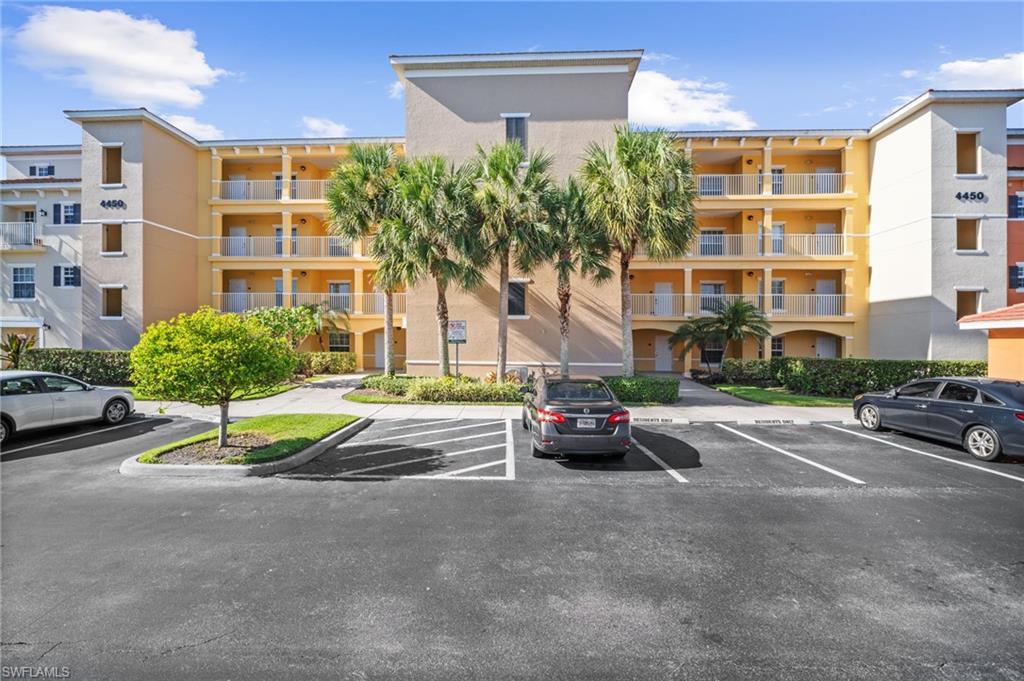 BOTANICAL PLACE - Residential Lease