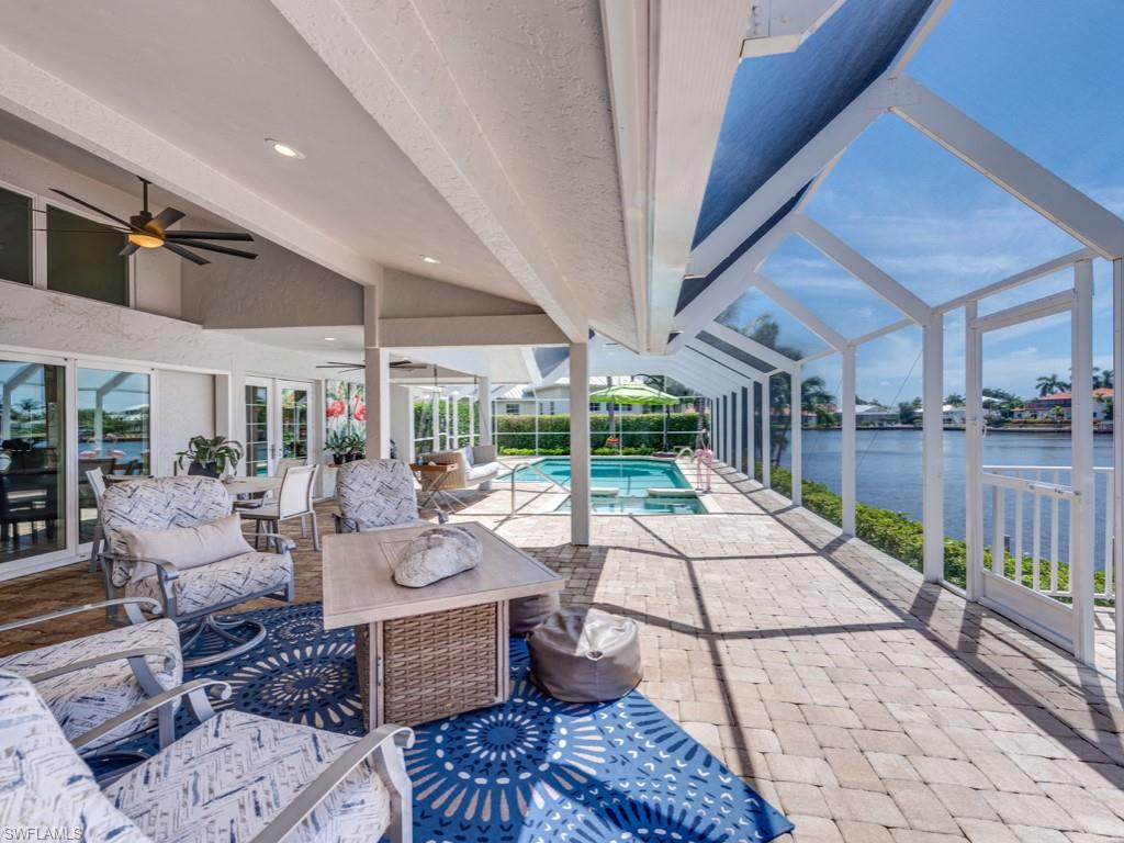 MARCO BEACH - Residential