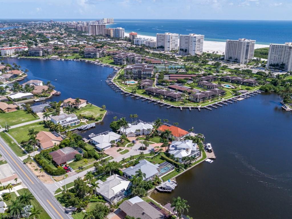 MARCO BEACH - Residential