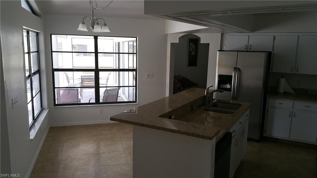 COUNTRY CLUB ESTATES - Residential