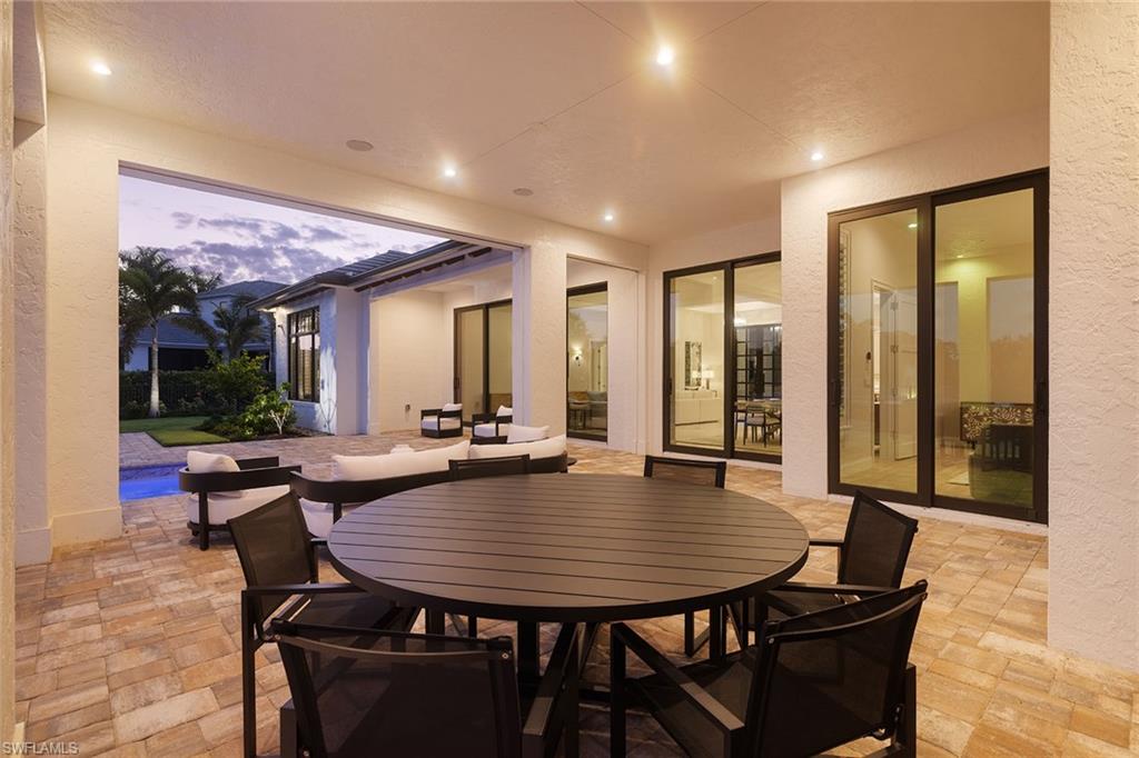 THE ENCLAVE OF DISTINCTION - Residential
