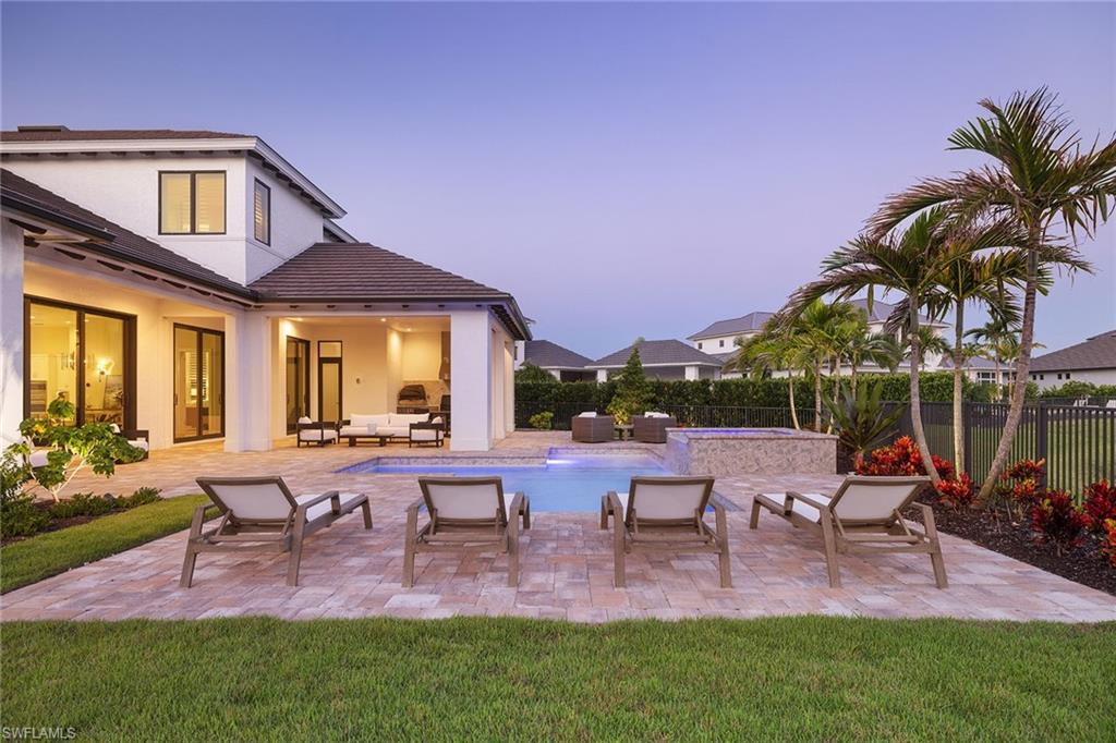 THE ENCLAVE OF DISTINCTION - Residential