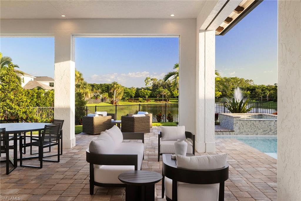 THE ENCLAVE OF DISTINCTION - Residential