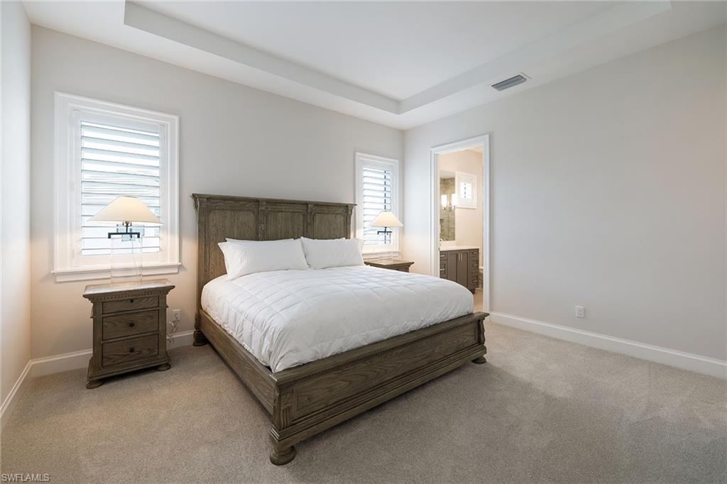 THE ENCLAVE OF DISTINCTION - Residential