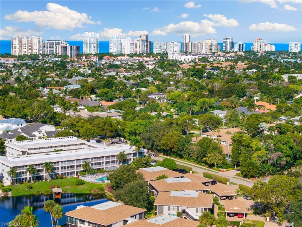 SOMERSET AT MOORINGS - Residential Lease