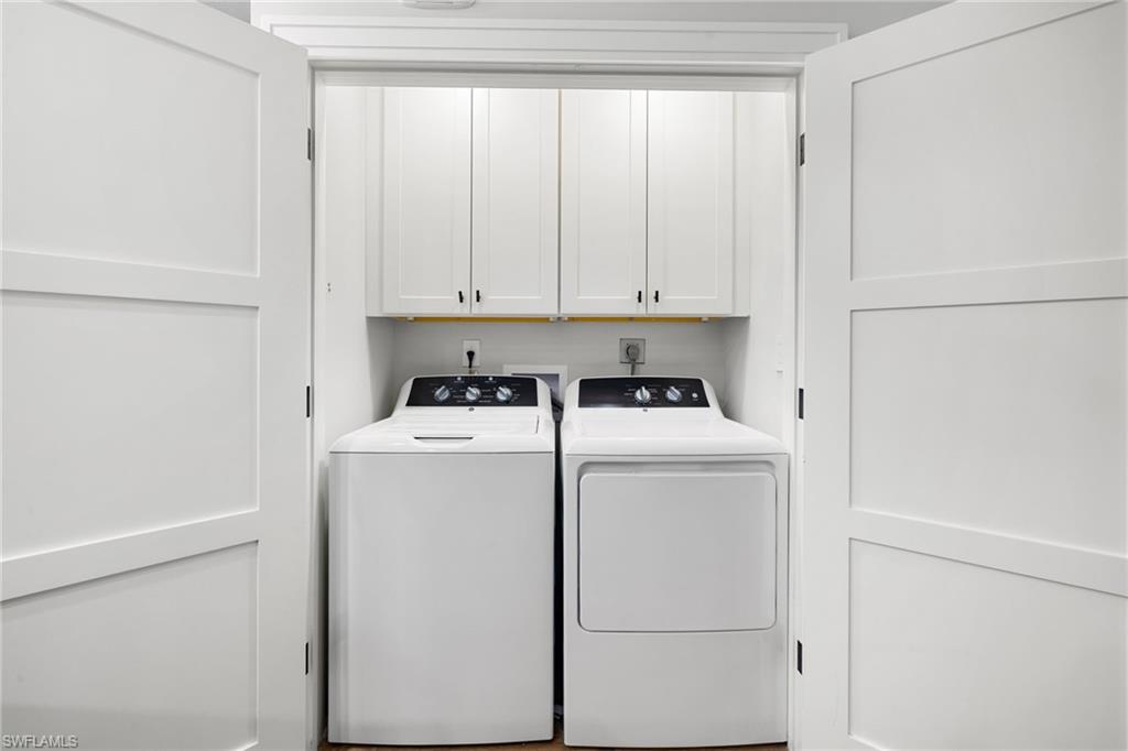 SOMERSET AT MOORINGS - Residential Lease