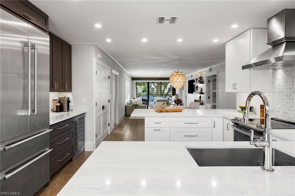 SOMERSET AT MOORINGS - Residential Lease