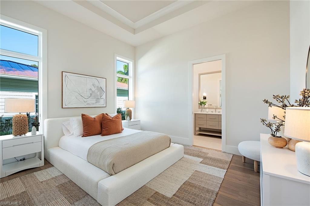 MOORINGS - Residential