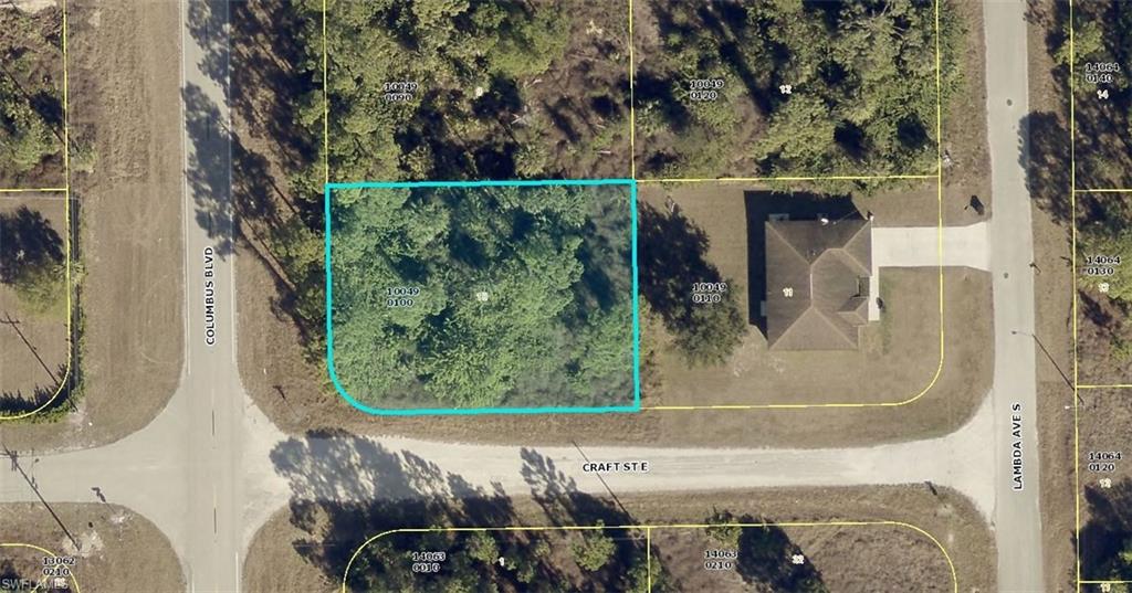LEHIGH ACRES - Land