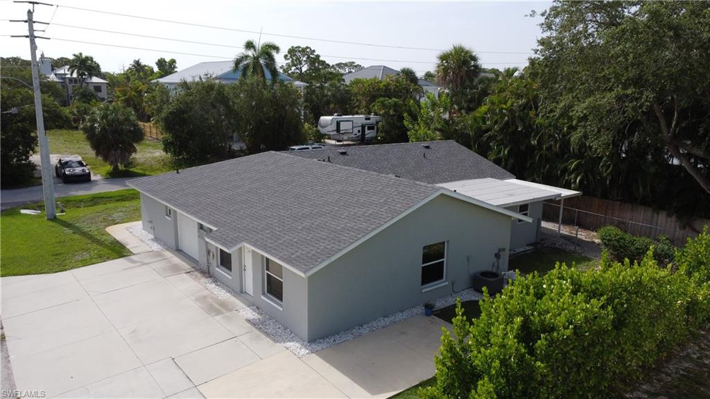 BONITA SPRINGS - Residential Income