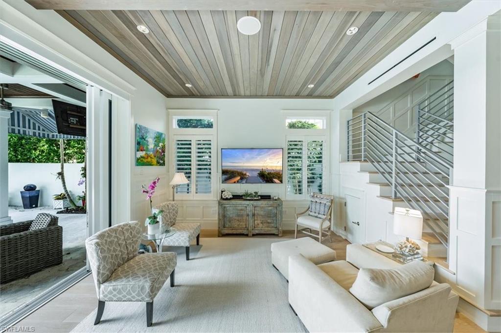 OLDE NAPLES - Residential