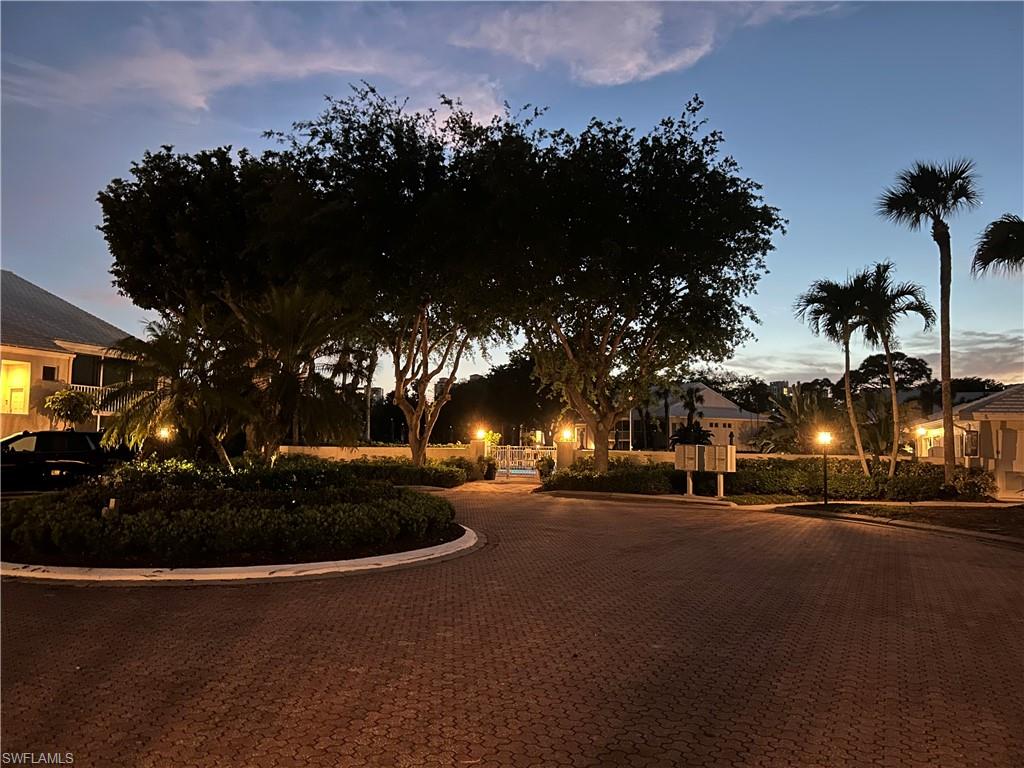 WILLOW BROOK AT PELICAN BAY - Residential