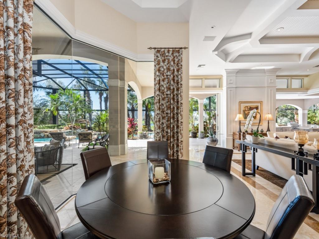 BAY WOODS - Residential