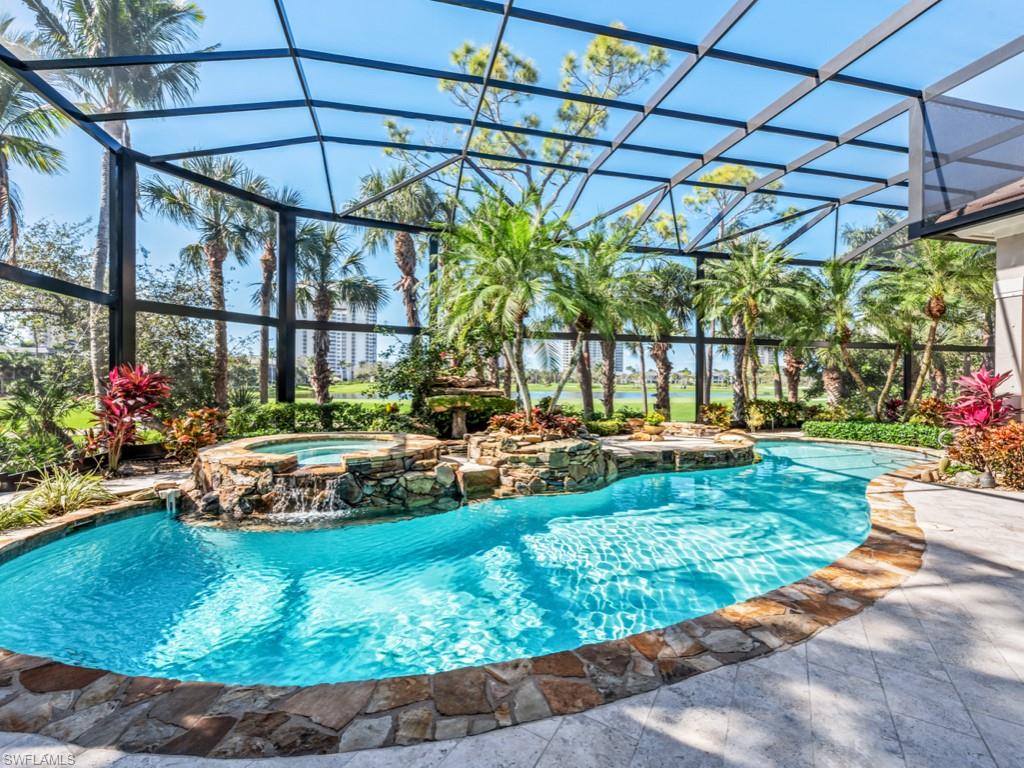 BAY WOODS - Residential