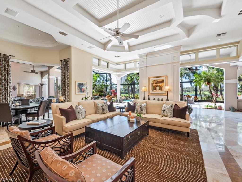 BAY WOODS - Residential