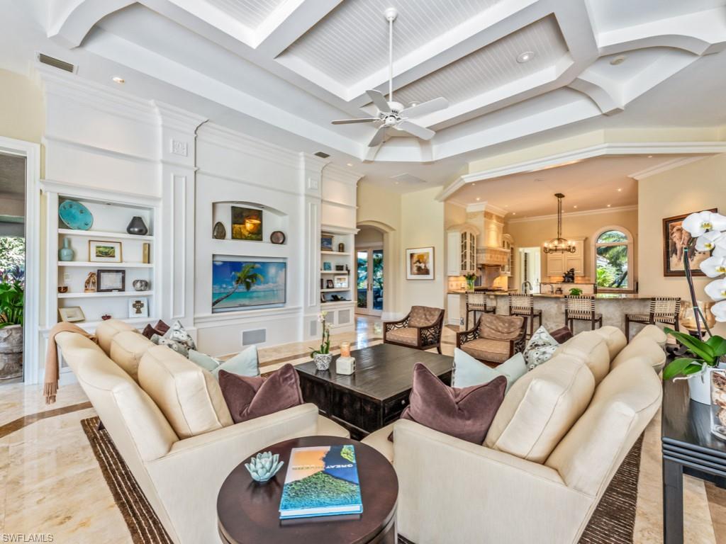 BAY WOODS - Residential